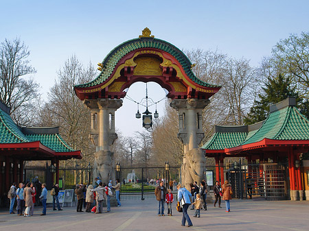 Zoologischer Garten Foto In Berlin Mit Fotogalerie Eingang Zum Zoo