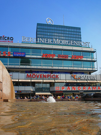 Weltkugelbrunnen - Berlin (Berlin)