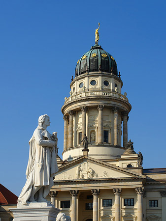 Französischer Dom mit Schillerstatue - Berlin (Berlin)