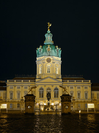 Fotos Schloss Charlottenburg bei Nacht | Berlin