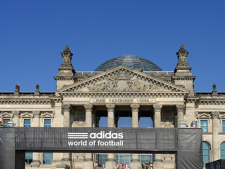 Adidas - Berlin (Berlin)