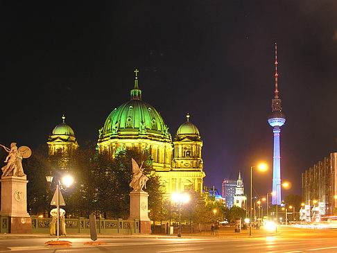 Fotos Berliner Dom bei Nacht | Berlin