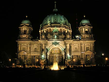 Berliner Dom bei Nacht - Berlin (Berlin)