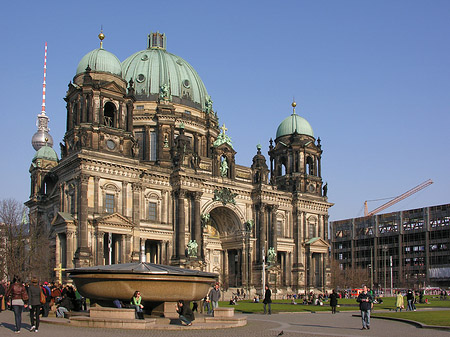 Dom und Suppenschüssel - Berlin (Berlin)