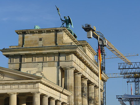 Brandenburger Tor mit Fanmeile - Berlin (Berlin)