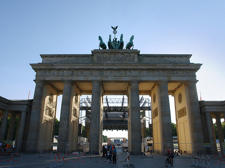 Brandenburger Tor mit Fanmeile - Berlin (Berlin)