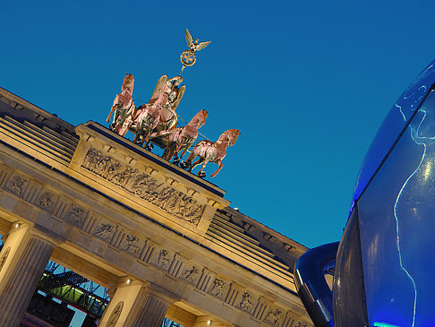 Brandenburger Tor bei Nacht Foto 