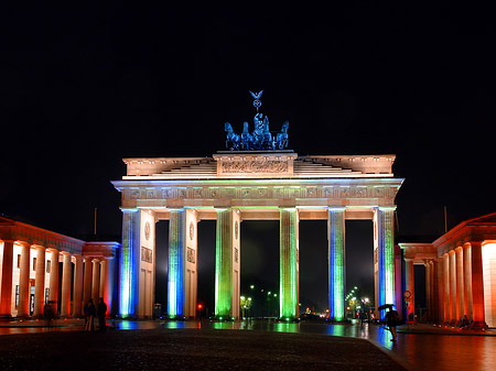 Brandenburger Tor bei Nacht Fotos