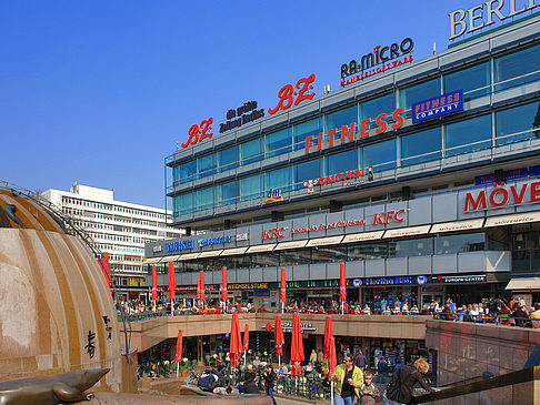 Weltkugelbrunnen - Berlin (Berlin)