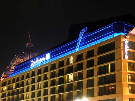 Radisson bei Nacht - Berlin (Berlin)