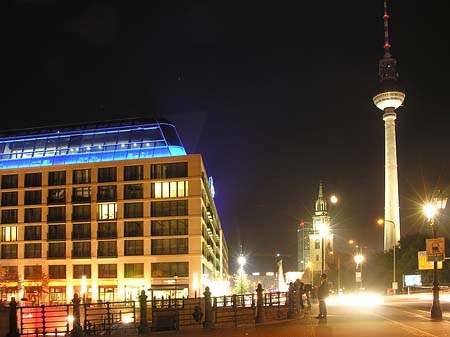 Dom Aquaree bei Nacht - Berlin (Berlin)