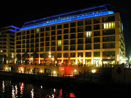 Radisson bei Nacht - Berlin (Berlin)