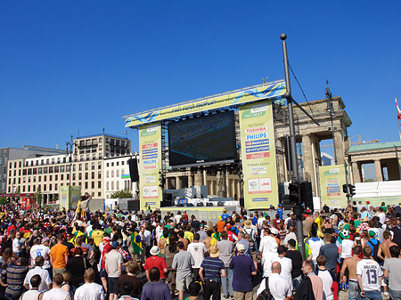 Showbühne am Brandenburger Tor Foto 