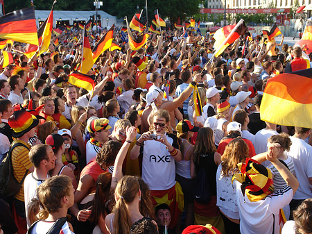 Deutsche Fahnen - Berlin (Berlin)