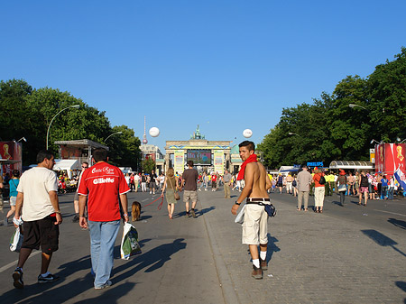 Fanmeile am Brandenburger Tor - Berlin (Berlin)