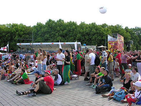 Foto Fanmeile am Brandenburger Tor