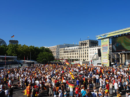 Leinwand und Fans