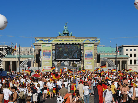 Leinwand und Fans Fotos