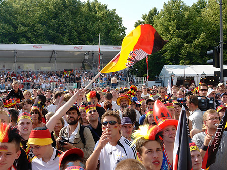 Fanfest - Menchenmasse - Berlin (Berlin)