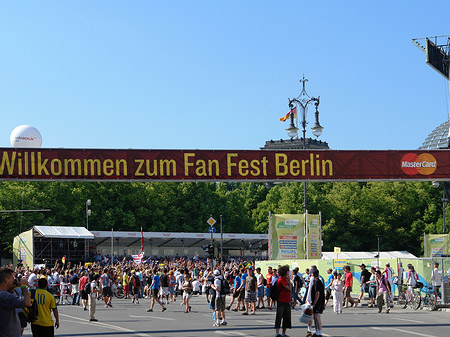 Willkommen zum Fanfest in Berlin - Berlin (Berlin)