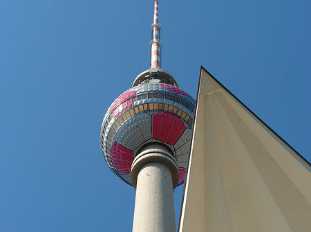 Fernsehturm mit Ecke Fotos