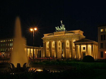 Brandenburger Tor bei Nacht - Berlin (Berlin)