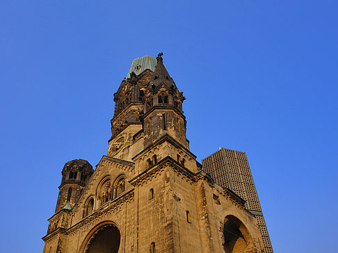 Turm aus der Vogelperspektive Foto 