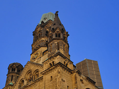 Foto Turm aus der Vogelperspektive