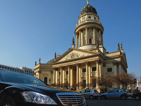 Deutscher Dom mit Mercedes - Berlin (Berlin)