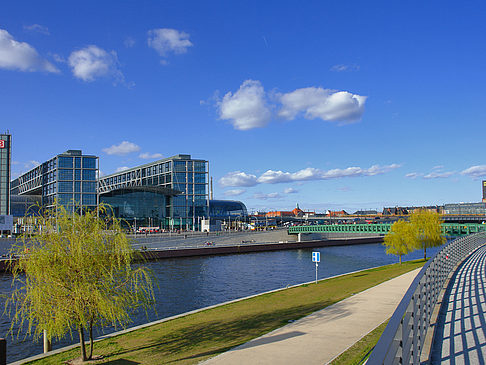 Blick auf den Hauptbahnhof - Berlin (Berlin)