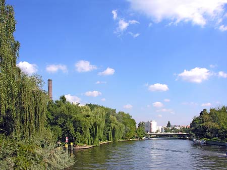 Kraftwerk Charlottenburg-Schornstein - Berlin (Berlin)