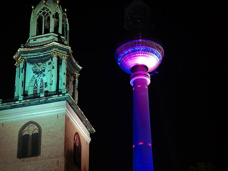 Marienkirche und Fernsehturm - Berlin (Berlin)