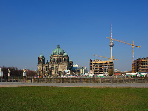 Foto Palast der Republik und der Berliner Dom - Berlin