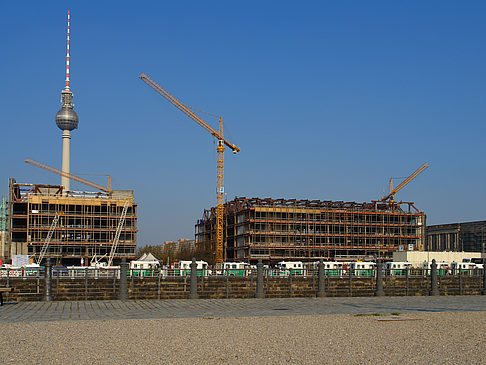 Palast der Republik und der Fernsehturm - Berlin (Berlin)