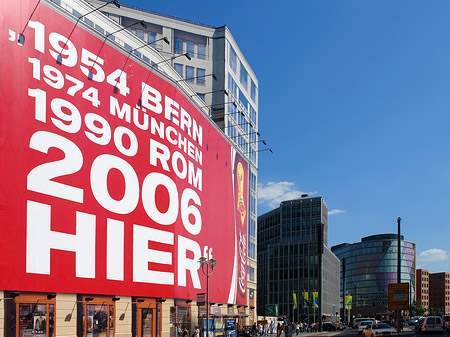 Coca-Cola Werbung - Berlin (Berlin)