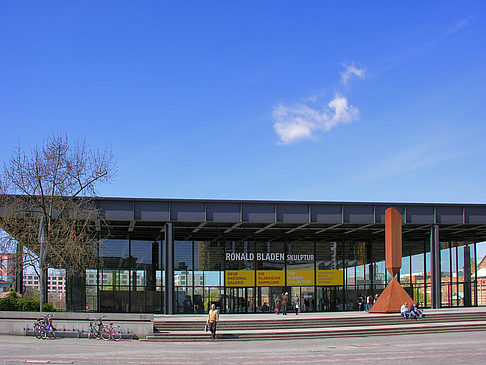 Neue Nationalgalerie Foto 