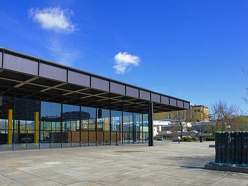 Foto Terrasse an der Neuen Nationalgalerie - Berlin