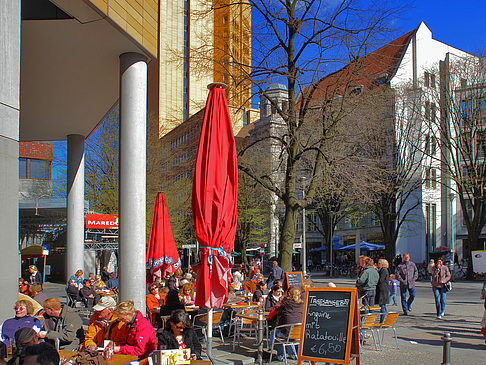 Straßencafé - Berlin (Berlin)