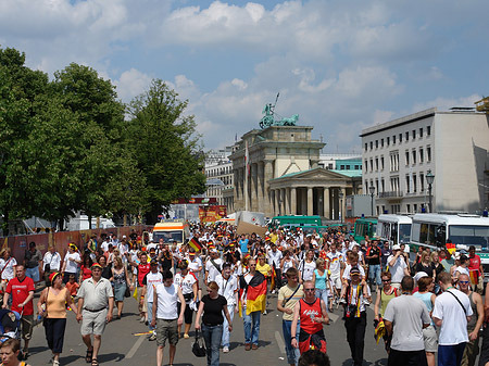 Fotos Weg zur Fanmeile