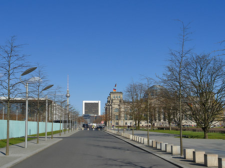 Paul-Löbe-Allee - Berlin (Berlin)