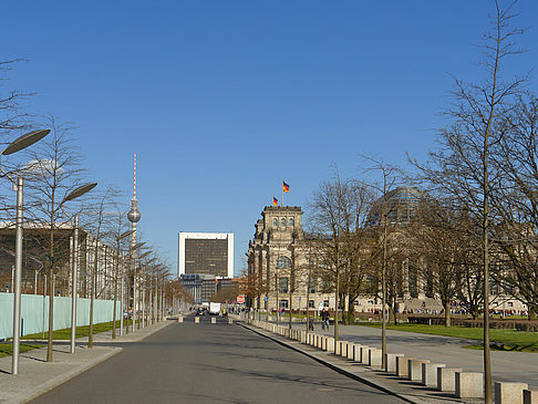 Paul-Löbe-Allee - Berlin (Berlin)