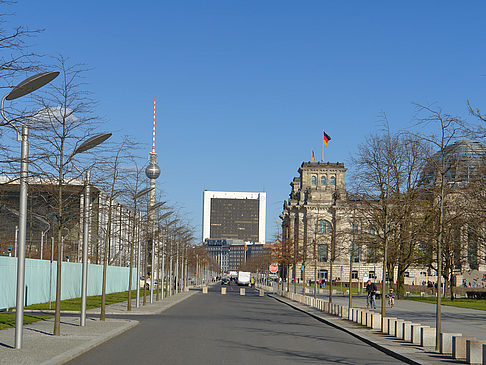 Paul-Löbe-Allee - Berlin (Berlin)