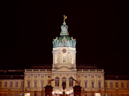 Eingang zum Schloss Charlottenburg - Berlin (Berlin)