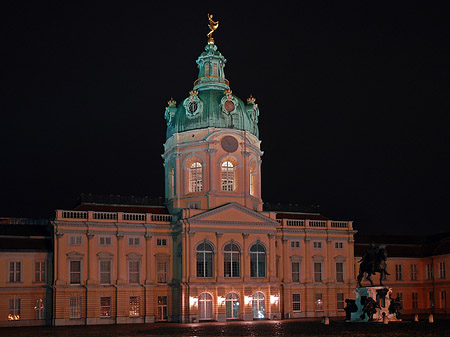 Schloss Charlottenburg bei Nacht - Berlin (Berlin)