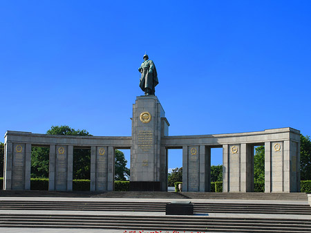 Sowjetisches Ehrenmal - Berlin (Berlin)