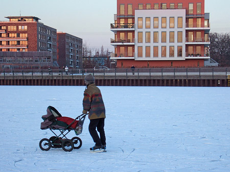 Gefrorener See - Berlin (Berlin)