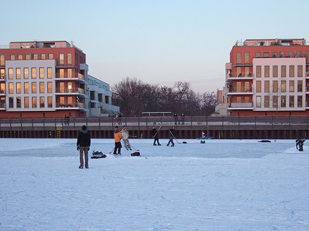 Gefrorener See - Berlin (Berlin)