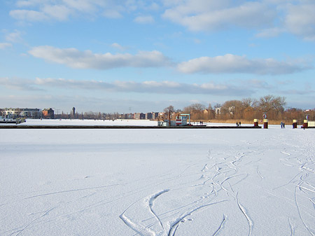 Gefrorener See - Berlin (Berlin)