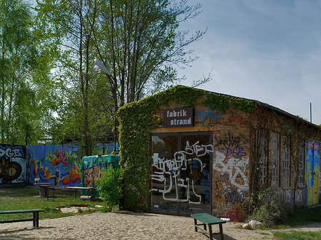 Fabrik Strand Fotos