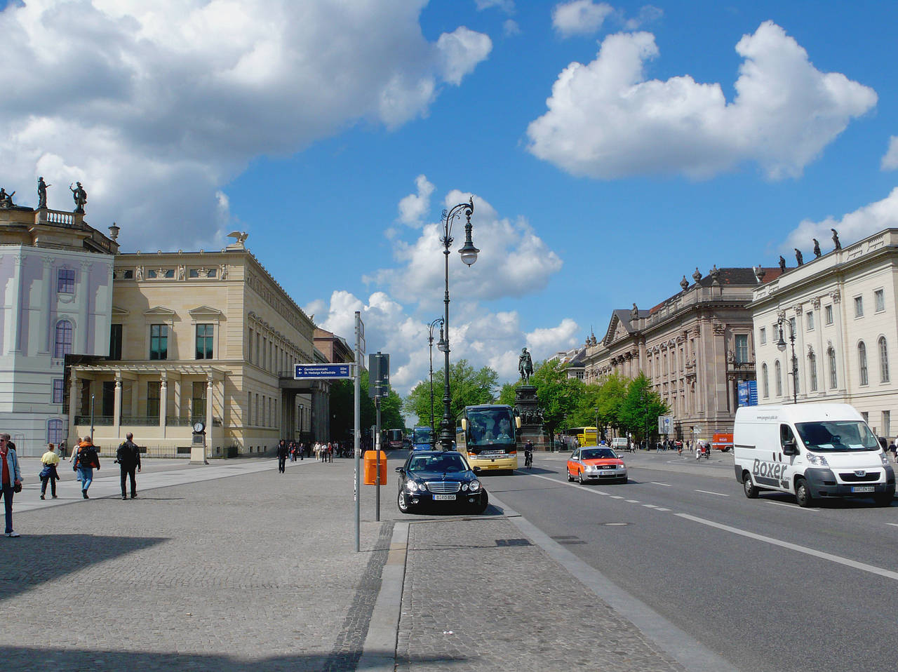 Unter den Linden Fotos